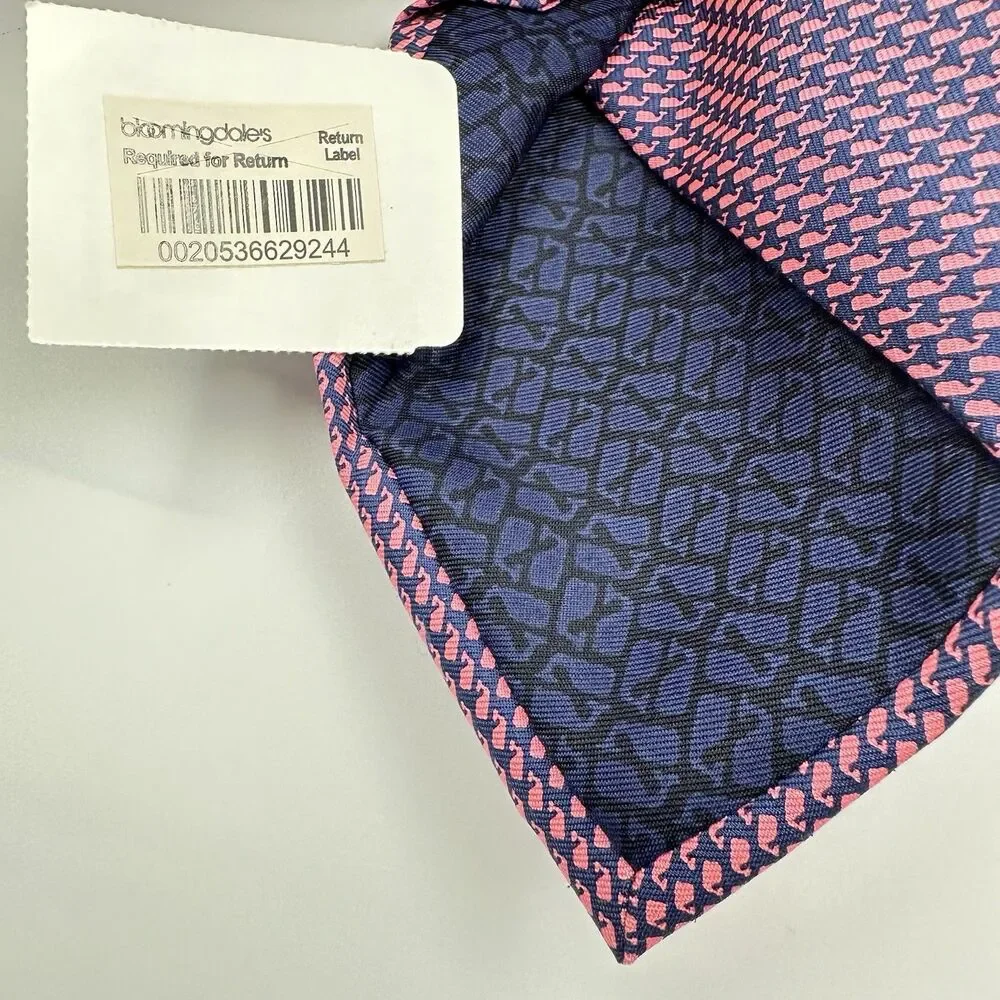 Vineyard Vines Shep & Ian Men's Silk Necktie Micro Whales Print Navy 61.5